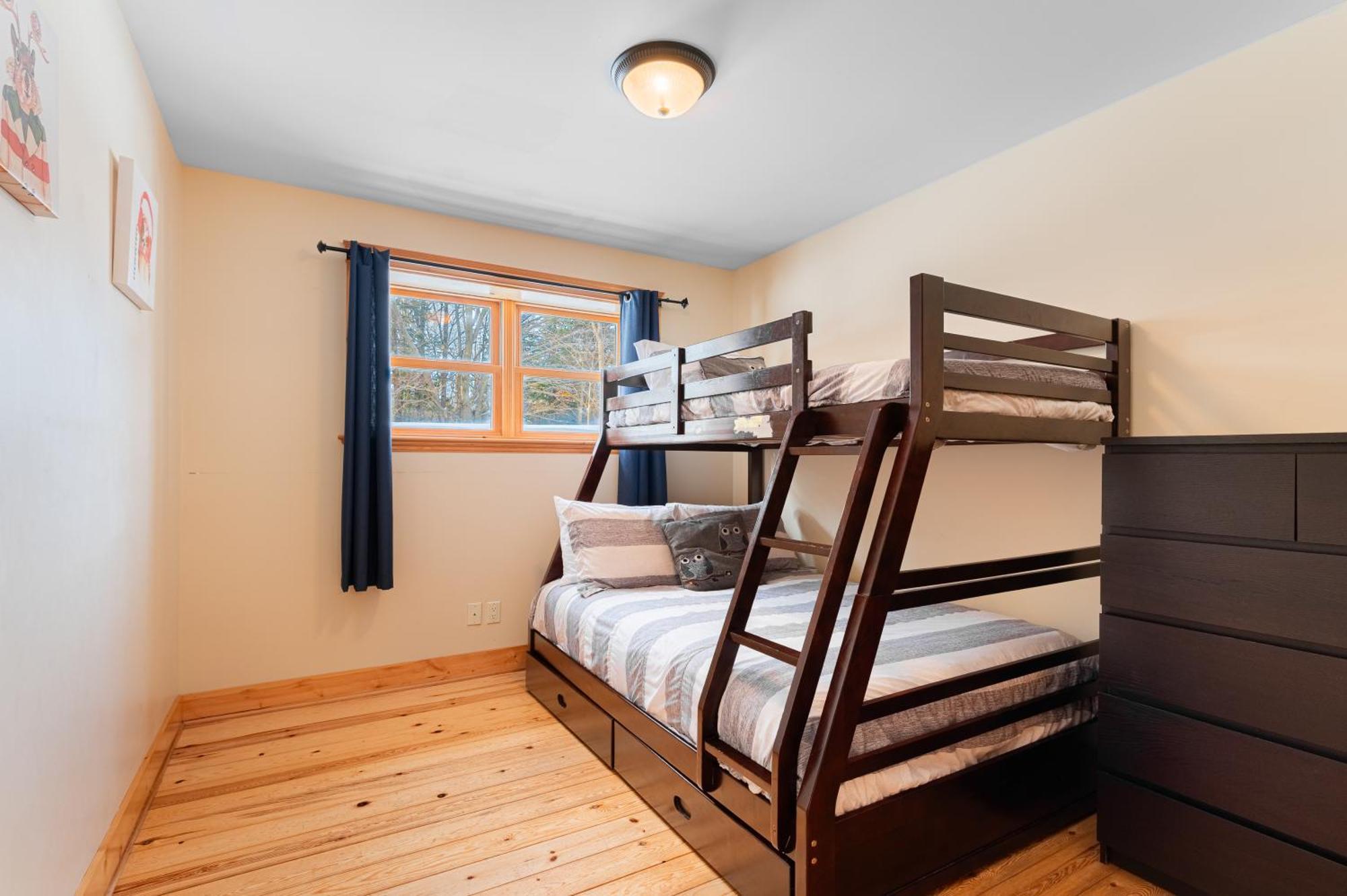Fiddler Lake Resort Chalet 4 Cerf Mille-Isles ภายนอก รูปภาพ